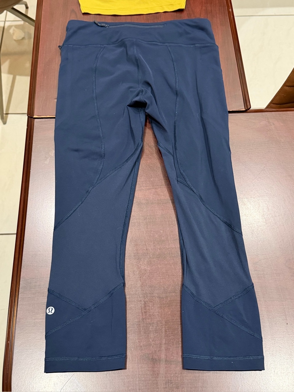 Lululemon Pace Rival Crop 22”, Midnight Navy, Size 6
